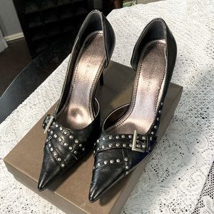 Black Christine & Kelly studded heels